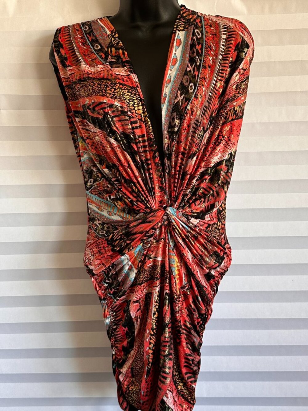 Tic Toc Women's Multicolor Pattern Sleeveless Blouse Size Small Top